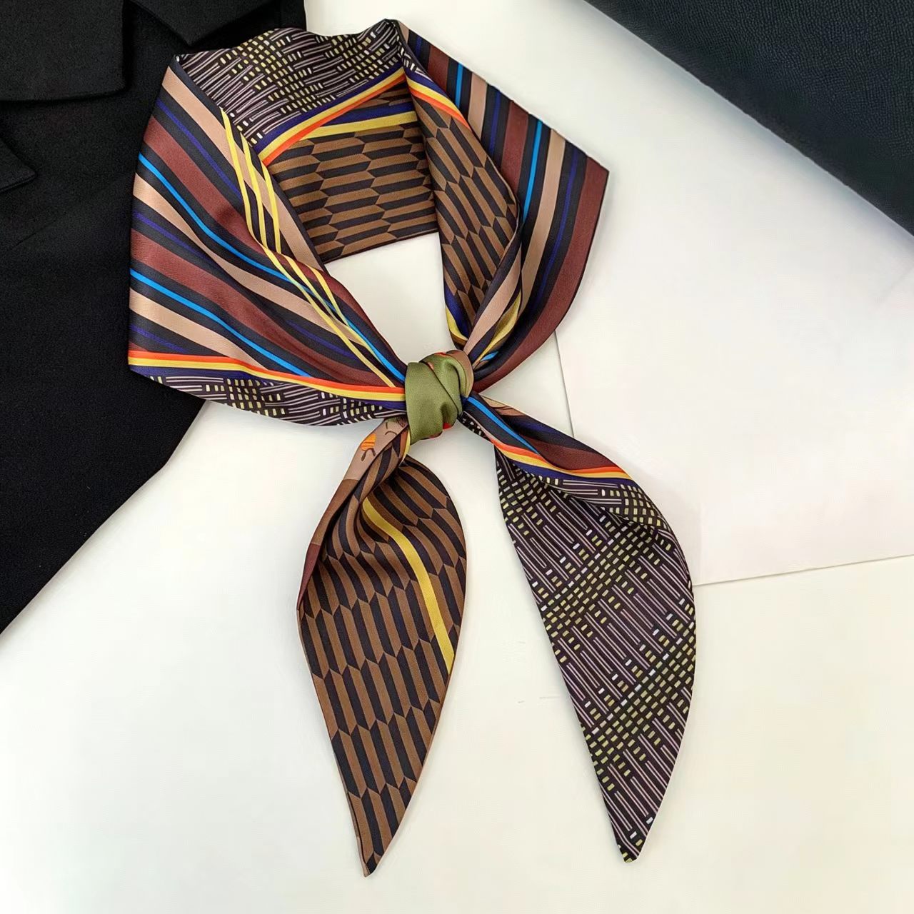 Women Fashion Necktie - Luxuriöses bedrucktes langes Haarband, Seidenschal mit